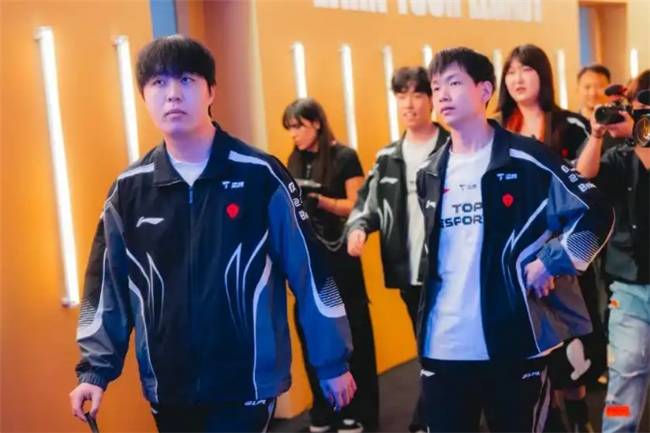 【一竞技1JingJi】LOL:Kanavi继续效力LPL IG下路下赛季或将大换血!