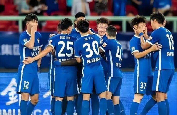1比5惨败！武汉三镇考虑休赛期换血，朴志洙或成留队核心
