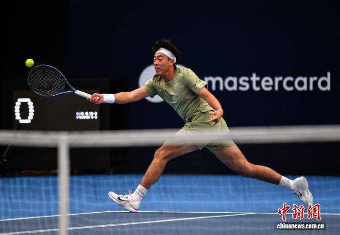 中国香港选手黄泽林晋级澳网亚太區(qū)外卡赛八強(qiáng)