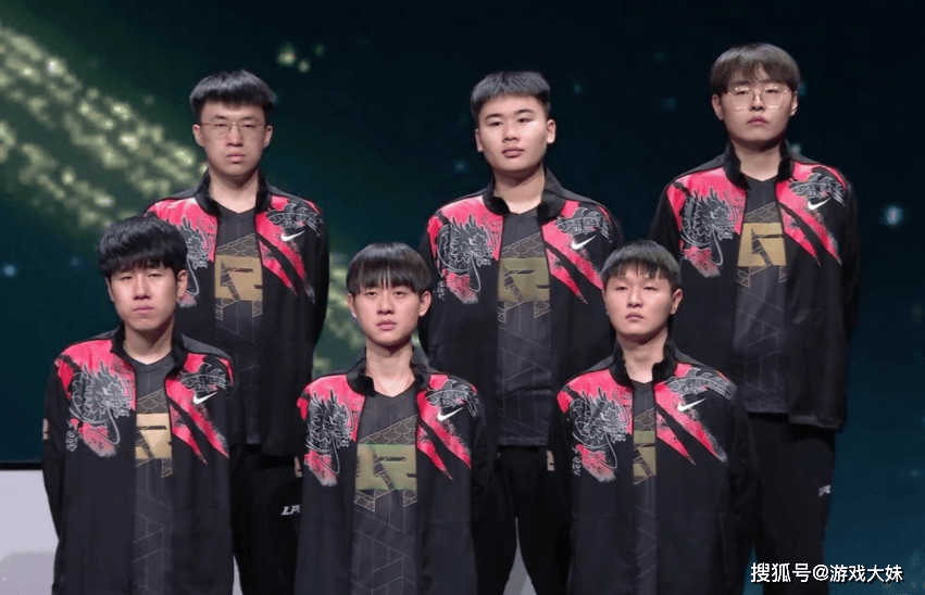 LPL新赛季战队公布，一支战队静悄悄退出，资金链彻底断裂